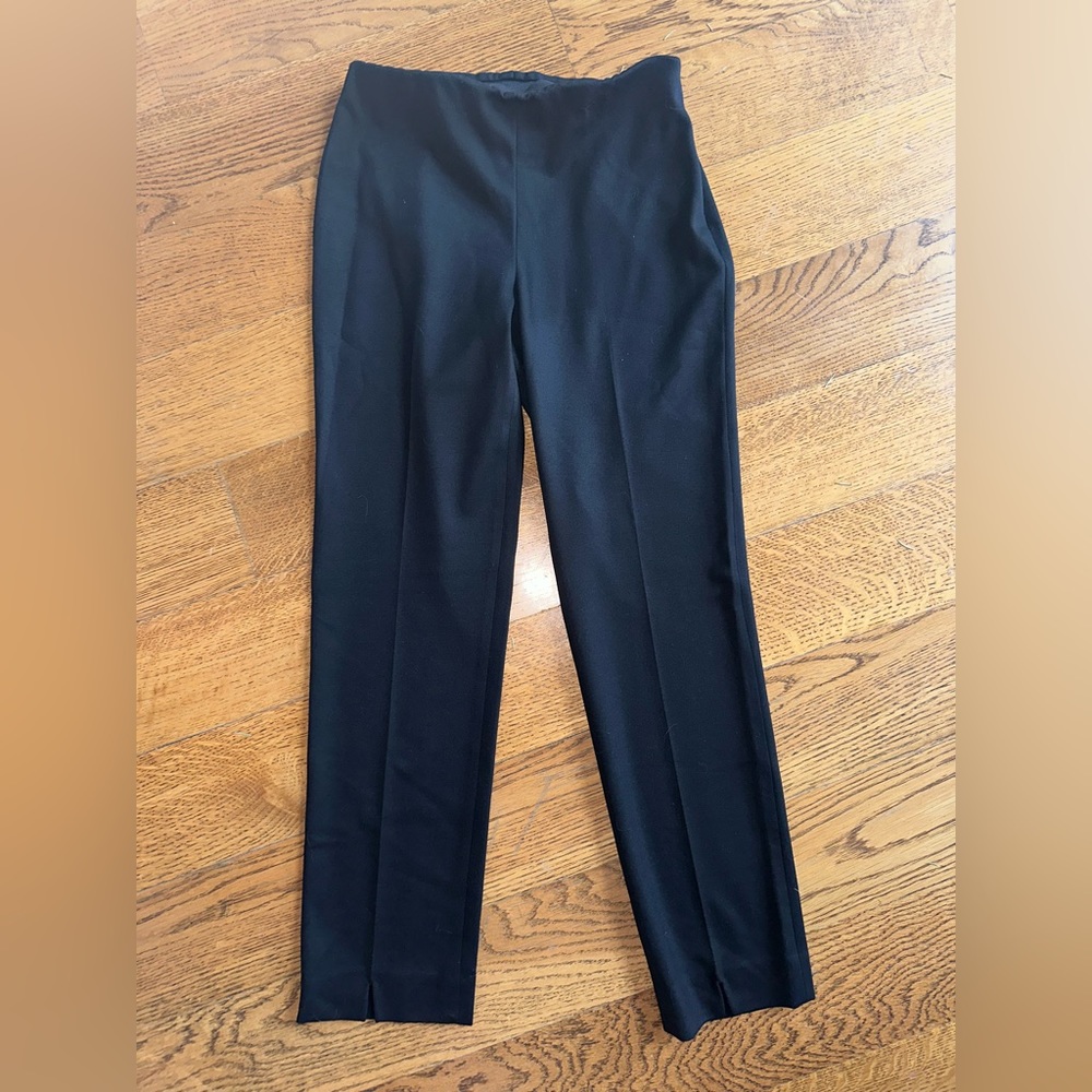 Donna Design. Black pant. Size 6.